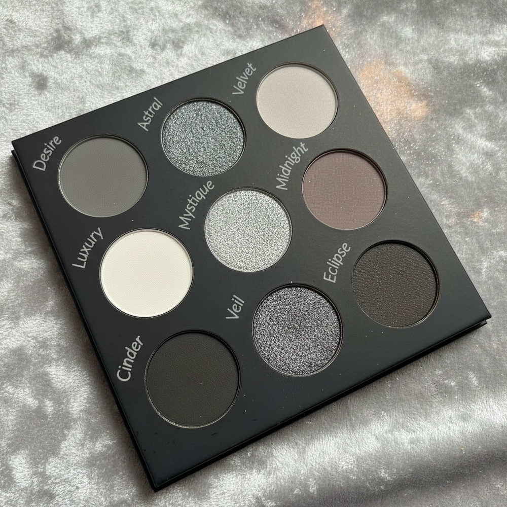 Kati Midnight City 9 Color Eyeshadow Palette Neutral Smoky New